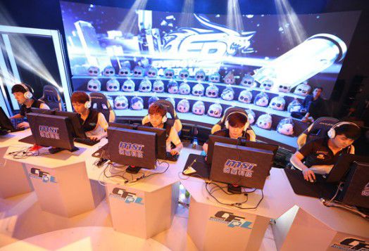 一方面确保 一方面确保